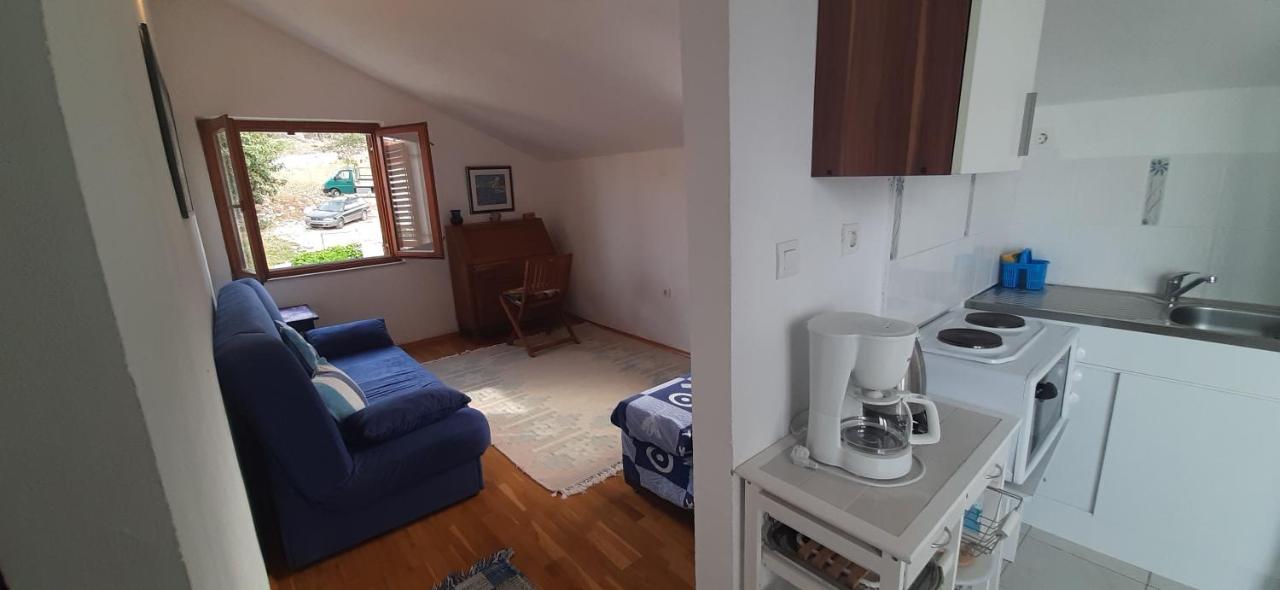 Apartmani Milano Stomorska Bagian luar foto
