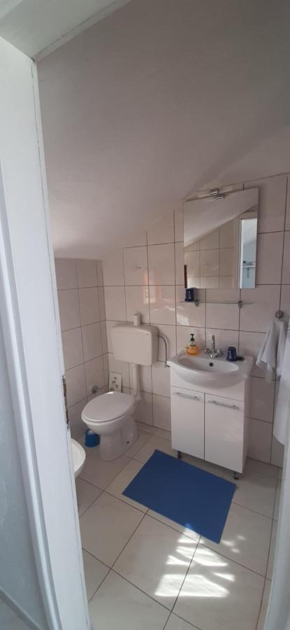 Apartmani Milano Stomorska Bagian luar foto